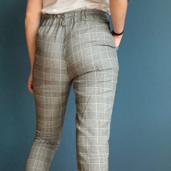 Pantalons carottés noir et blanc - Picture 6 of 6